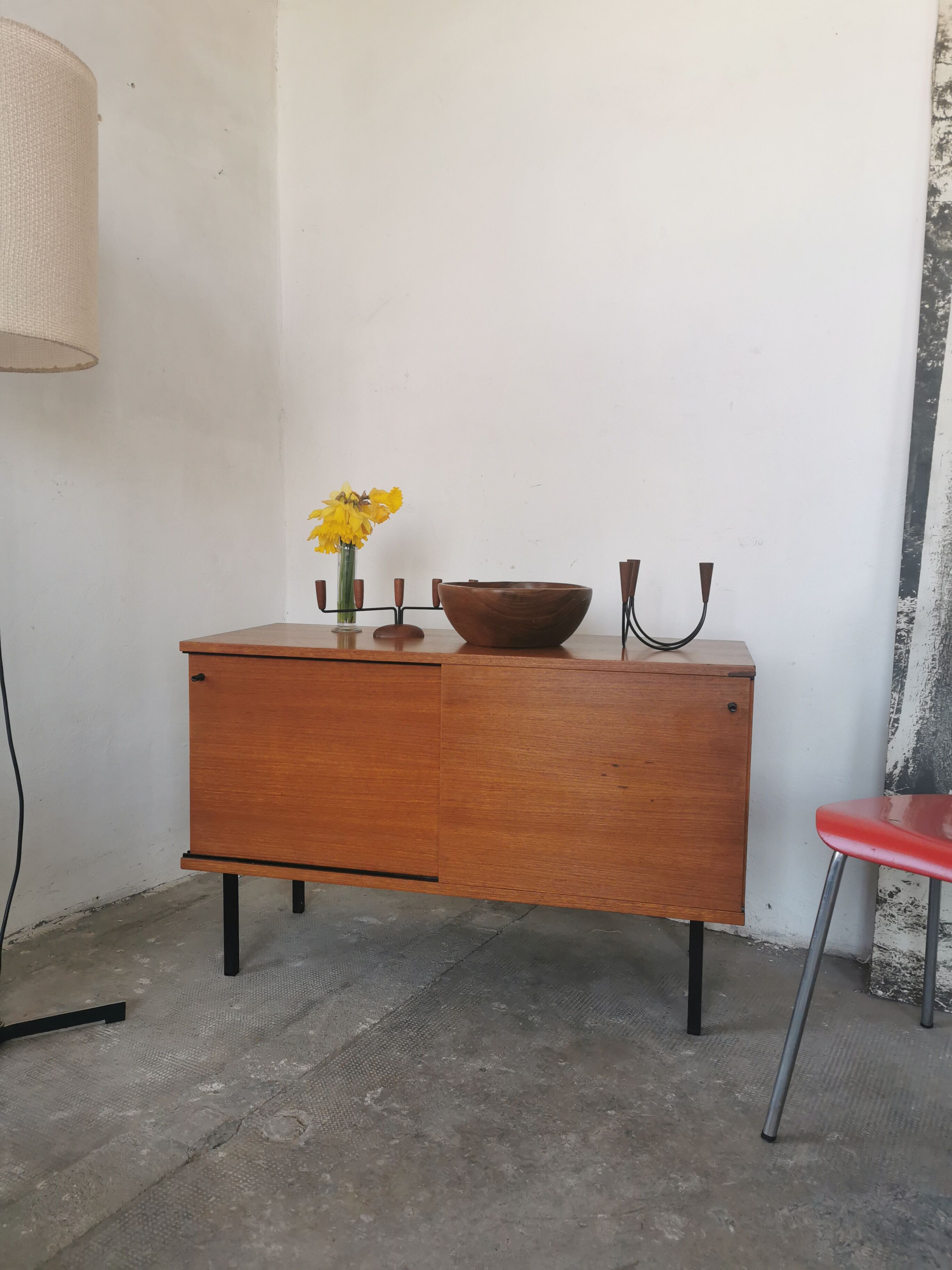 Buffet portes coulissantes en teck de Gunther Renkel pour Rego