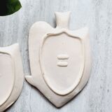 2 empty ceramic fish pockets