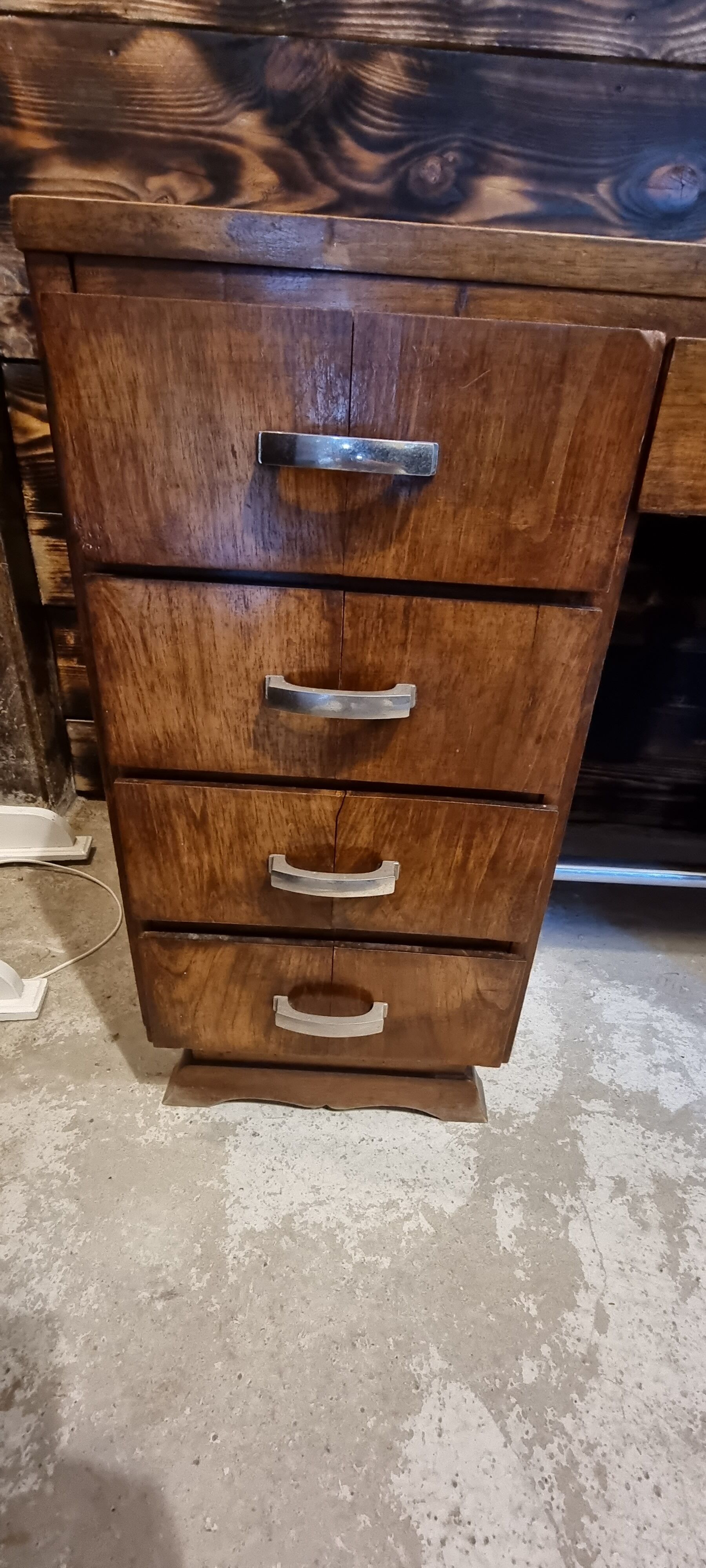 Glass tray desk
