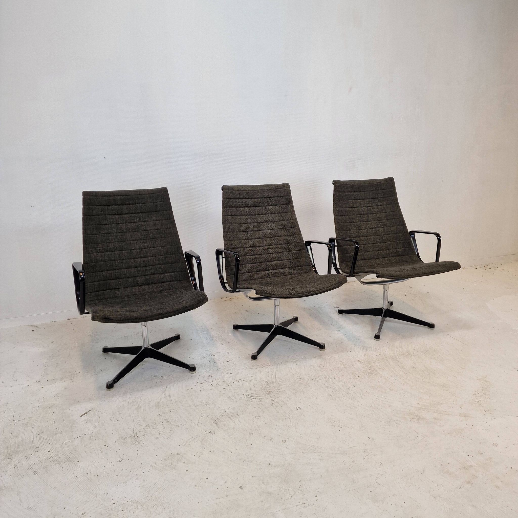 Chaise modèle EA 116 par Eames pour Herman Miller, 1960