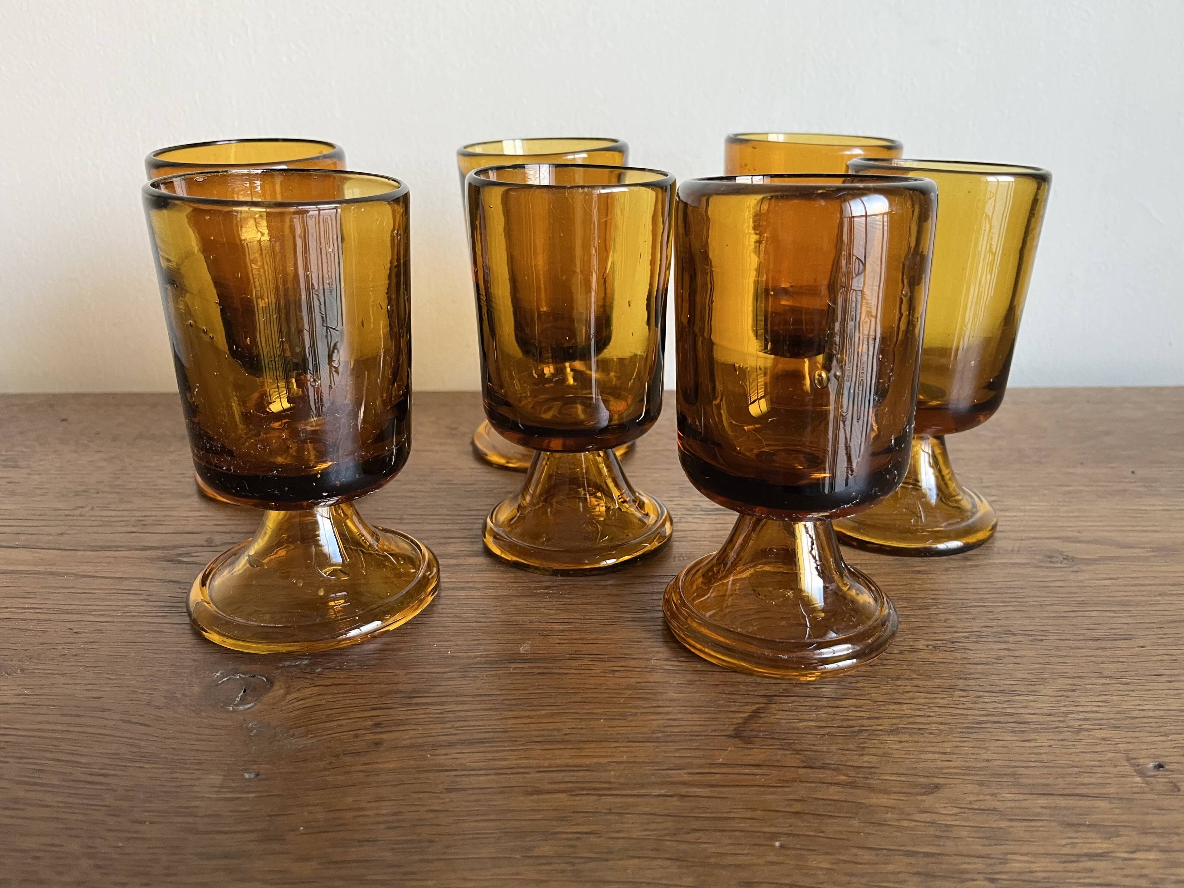 set of 7 tulip foot roller glasses Ibiza 1970 in large irregular glass