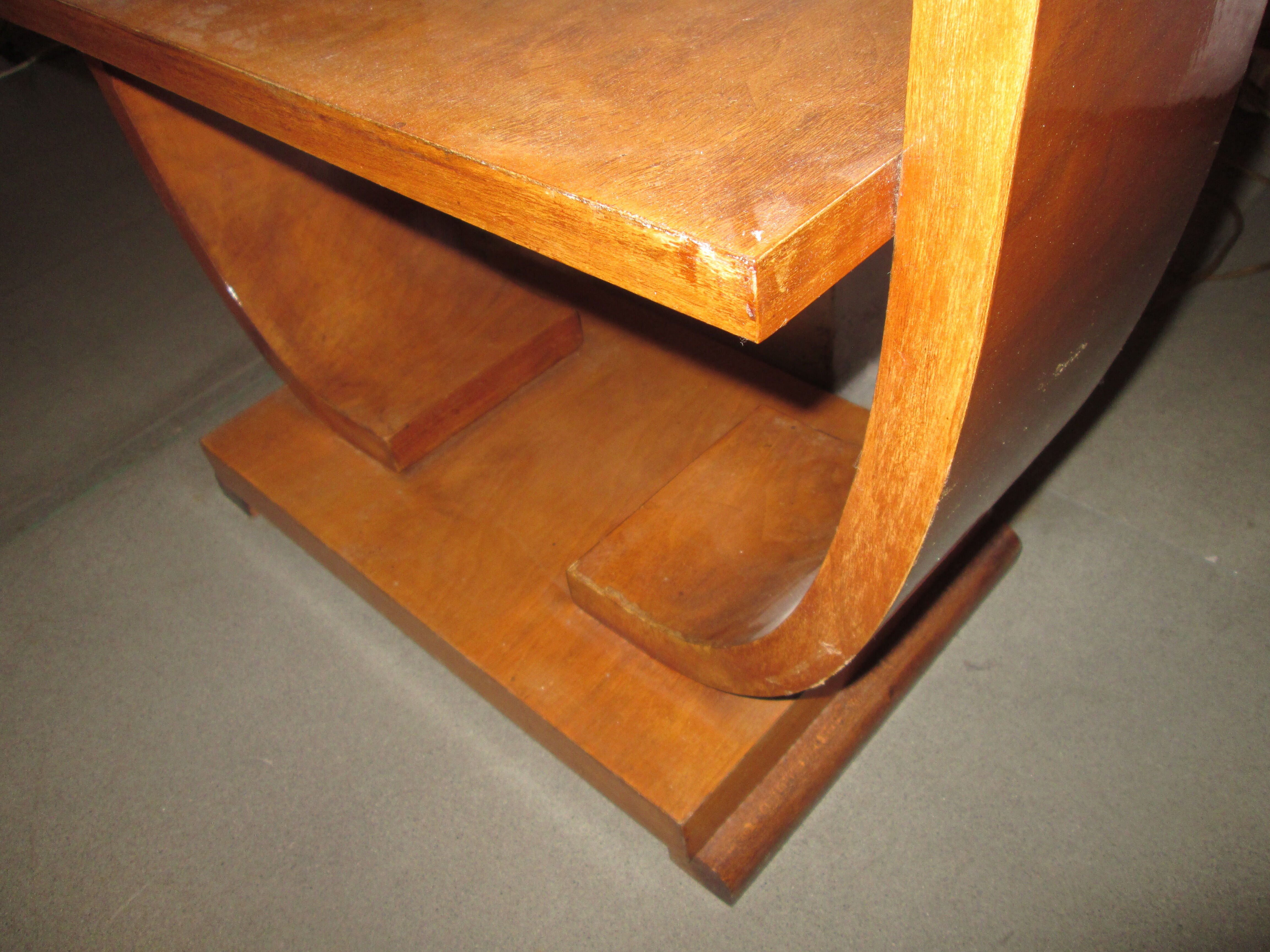 Art deco side table