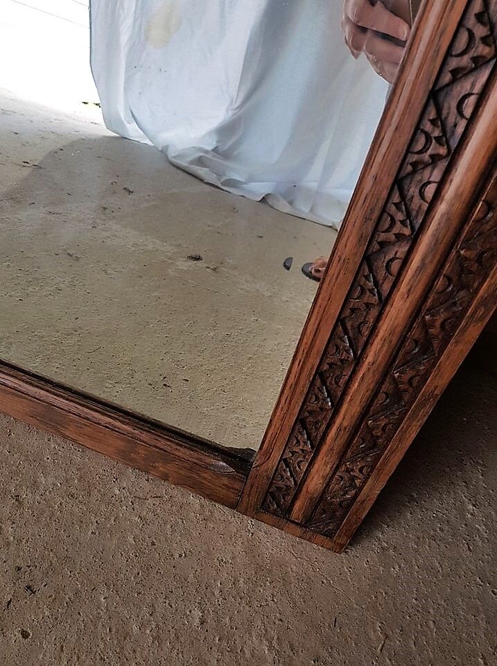 Mirror in carved wood 128x91cm