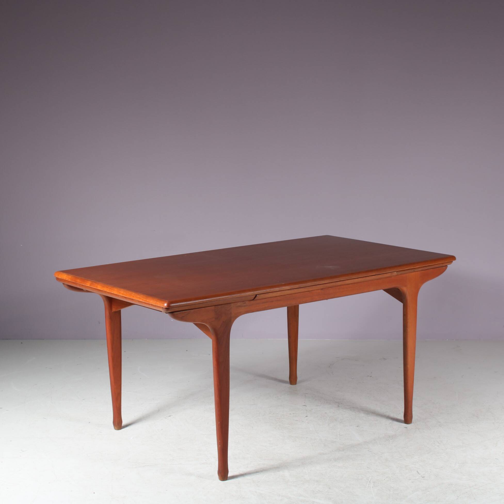 1960s Teak extendible dining table by TV Meubles Paris, France