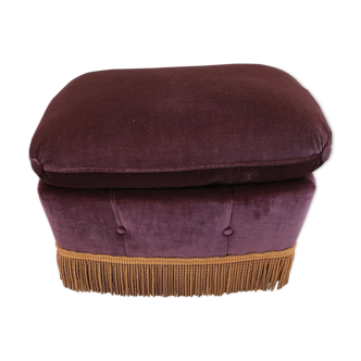 Eggplant velvet pouf