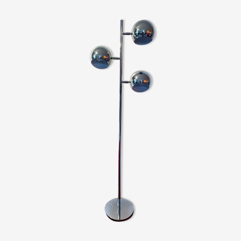 Eyeball floor lamp