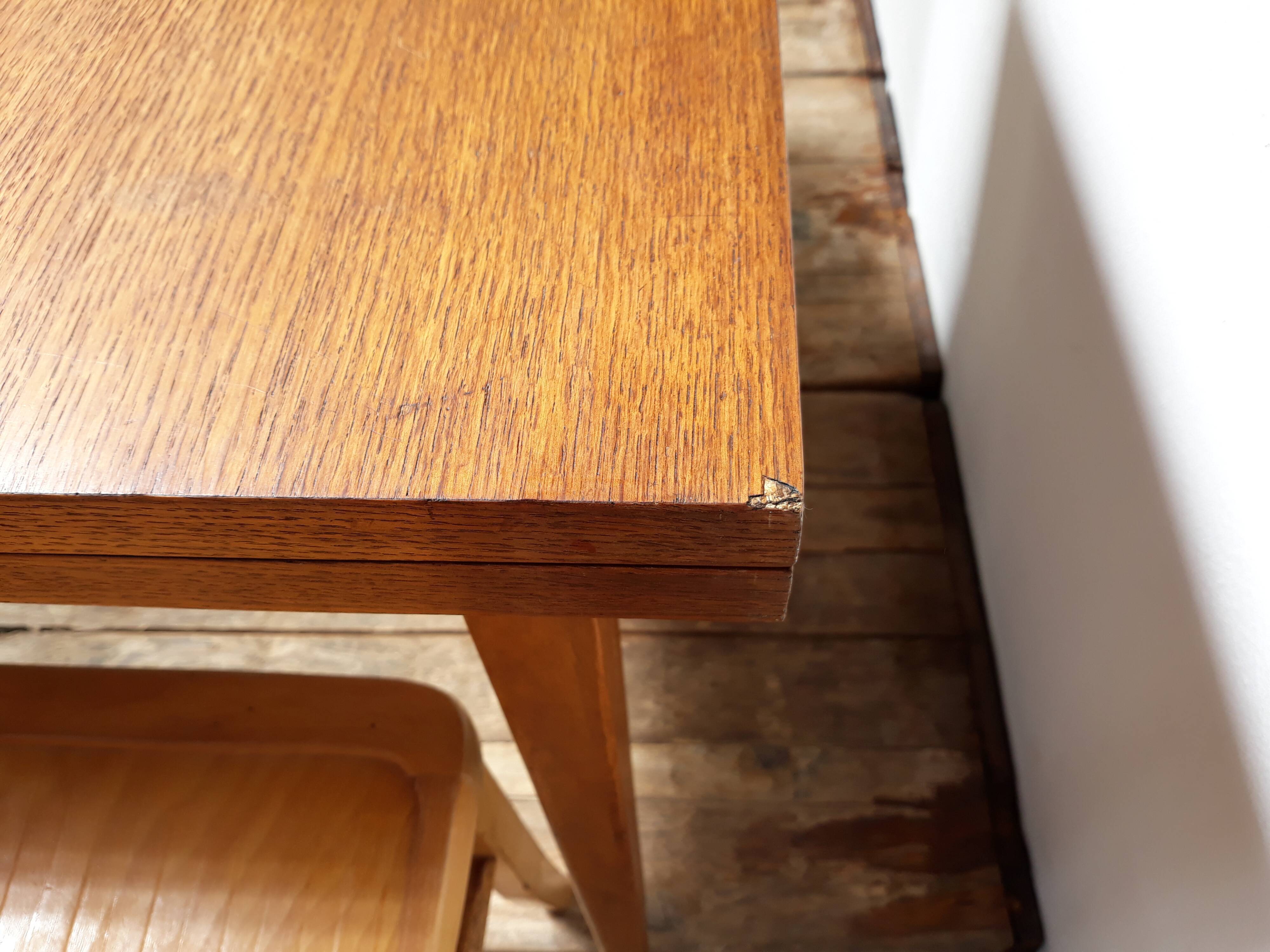 Table portefeuille vintage