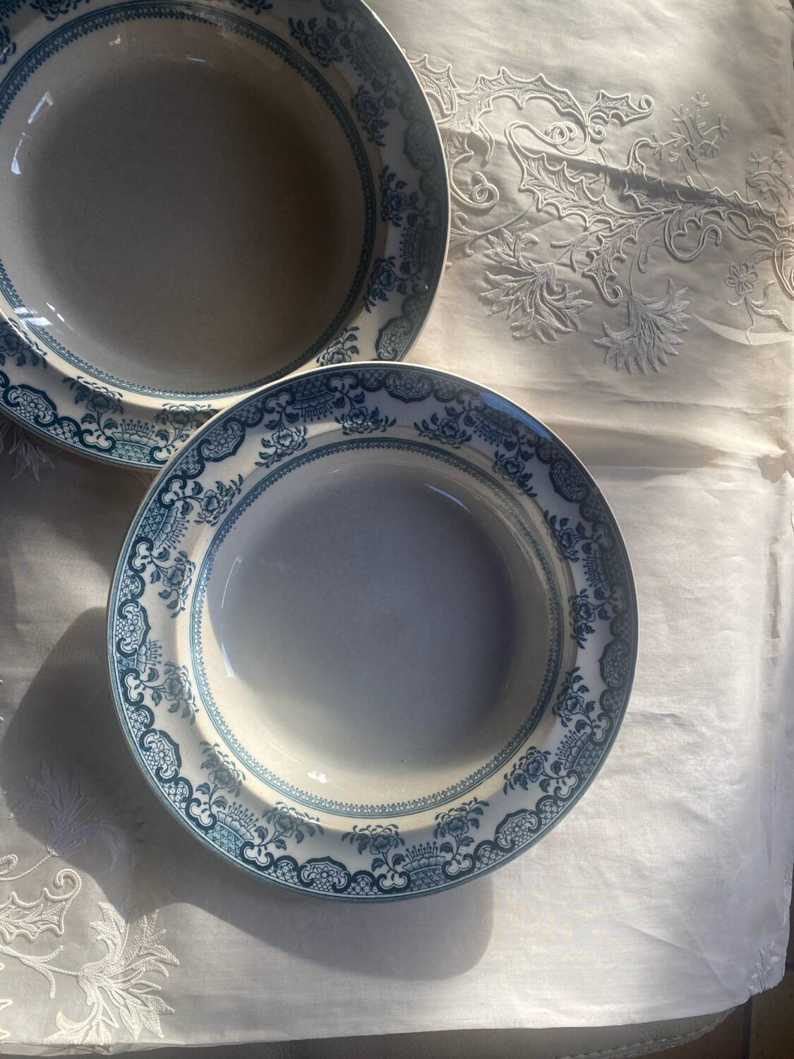 Set of 2 antique Wedgwood deep plates.