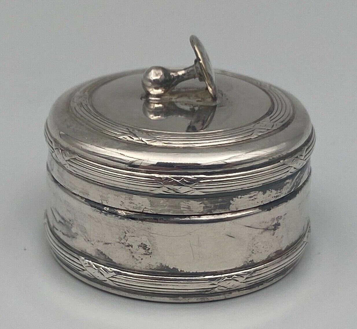 Christian dior silver metal box with cufflink decor socket