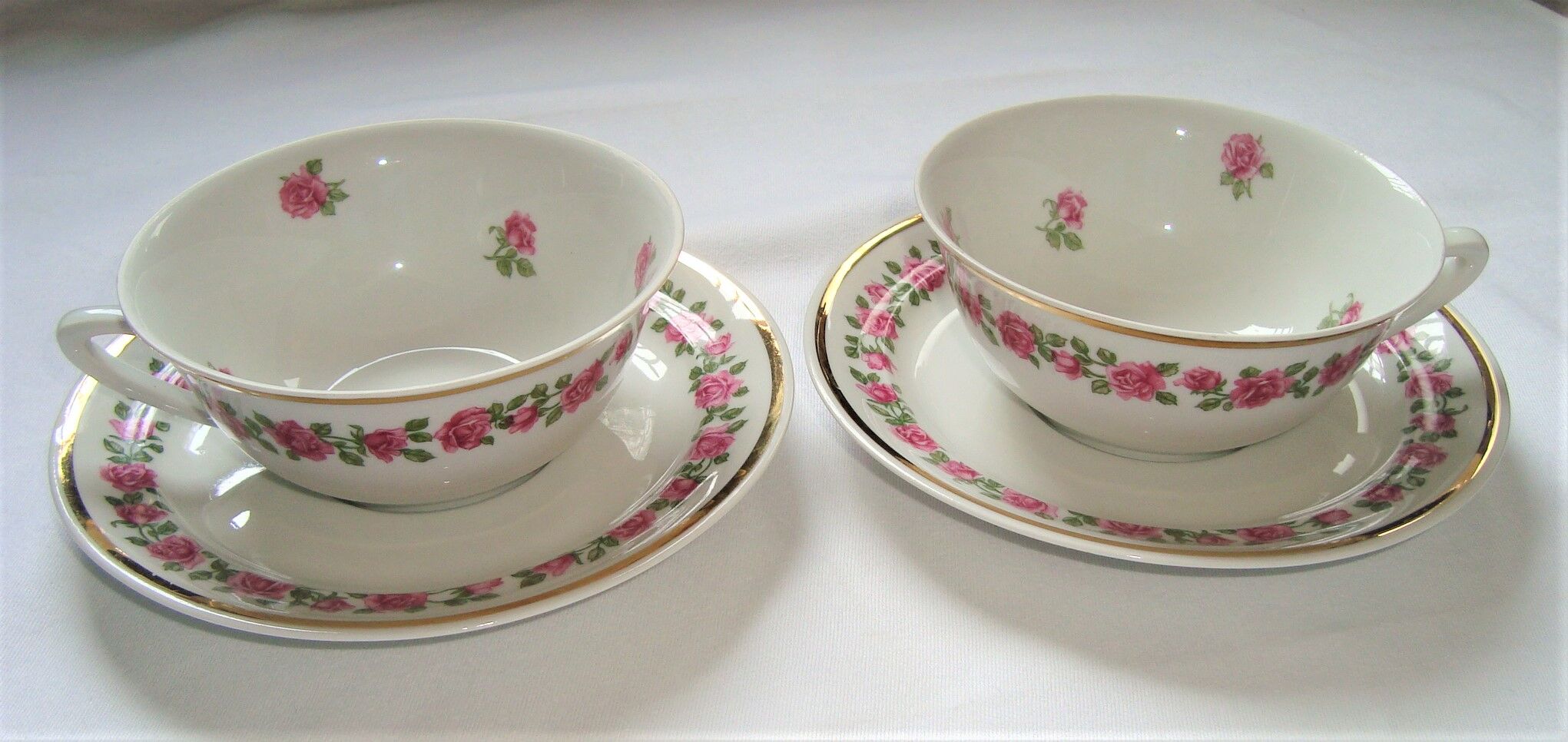 Tea Cups + Saucers Porcelain Pillivuyt White Small Pink Flowers