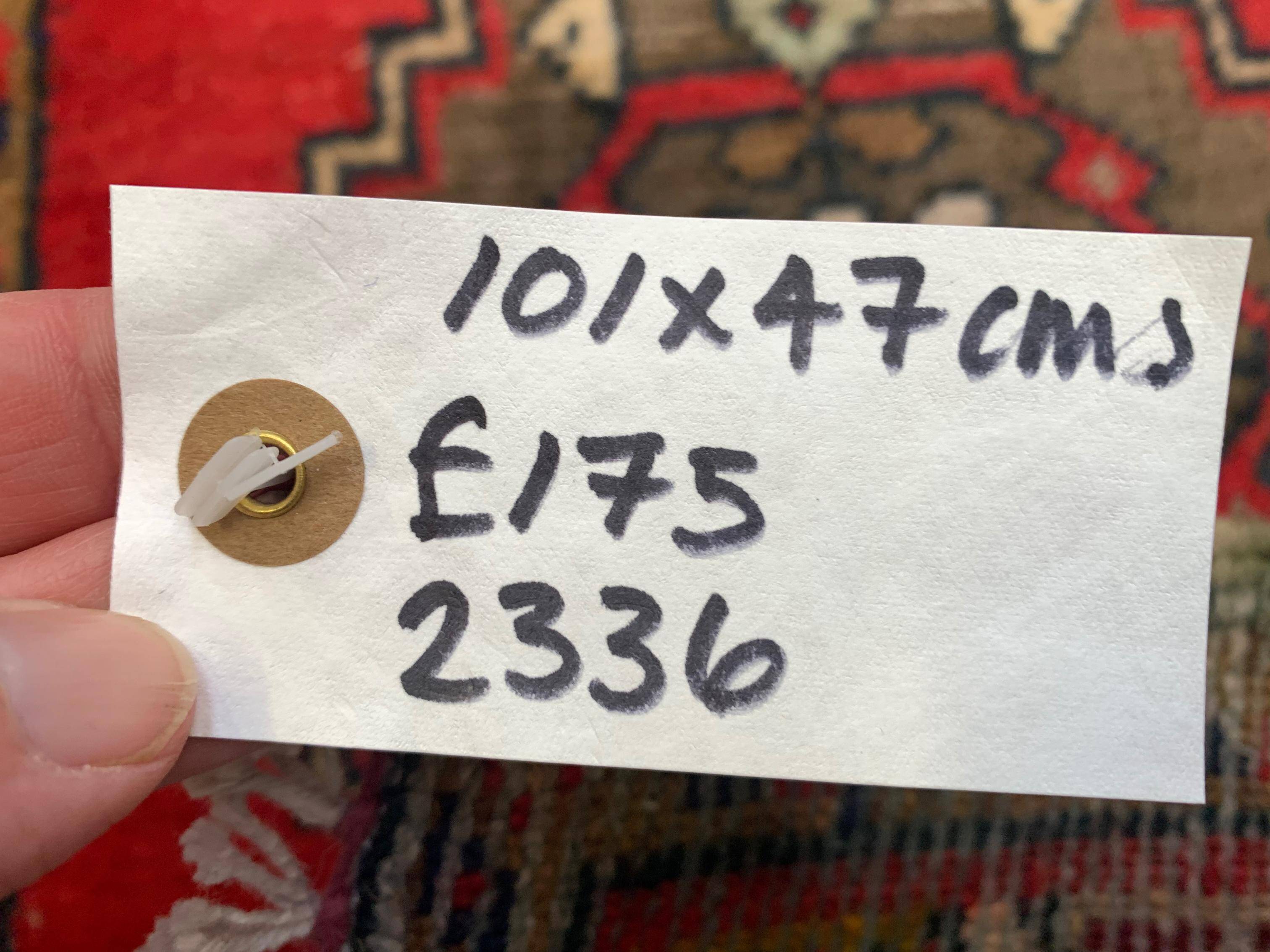 Small Vintage Turkish Rug 101x47 cm, Short Runner, Tribal, Shabby, Mini Carpet