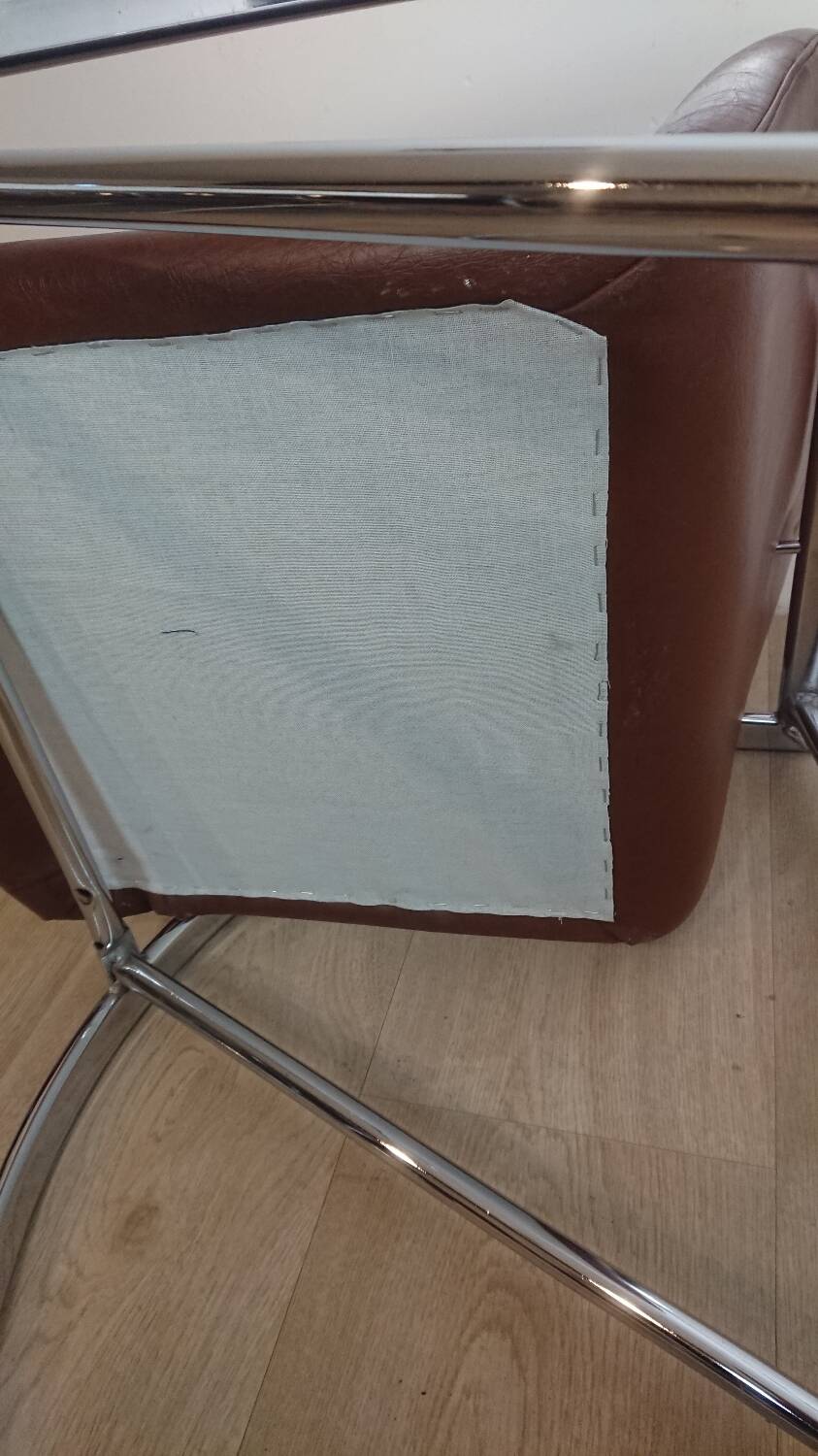 Slichaise Souvignet chrome armchair