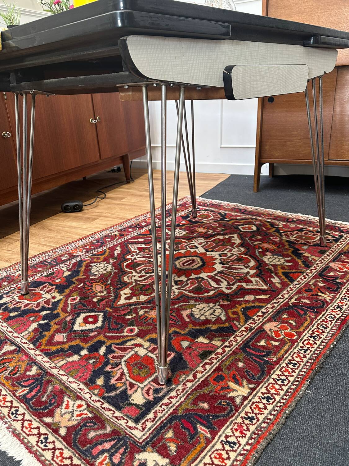 Formica table with eiffel legs and extension