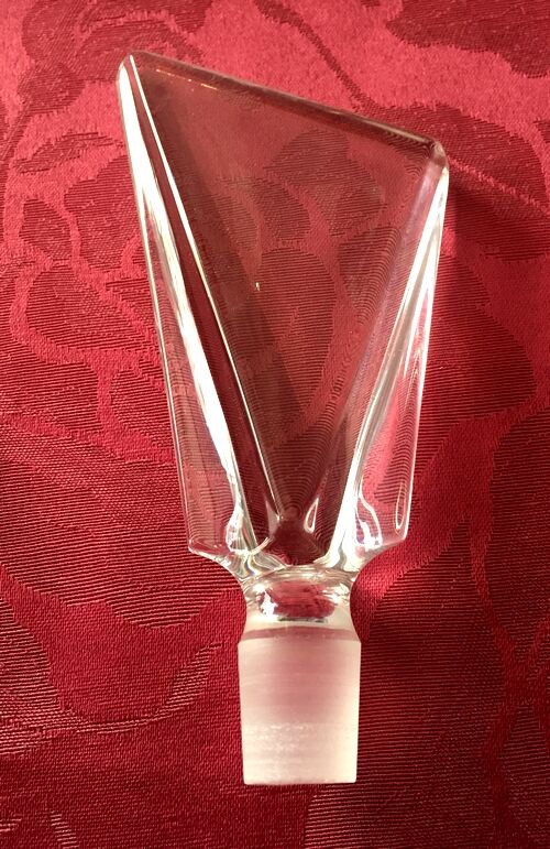 Flacon de parfum en cristal gross a Baccarat