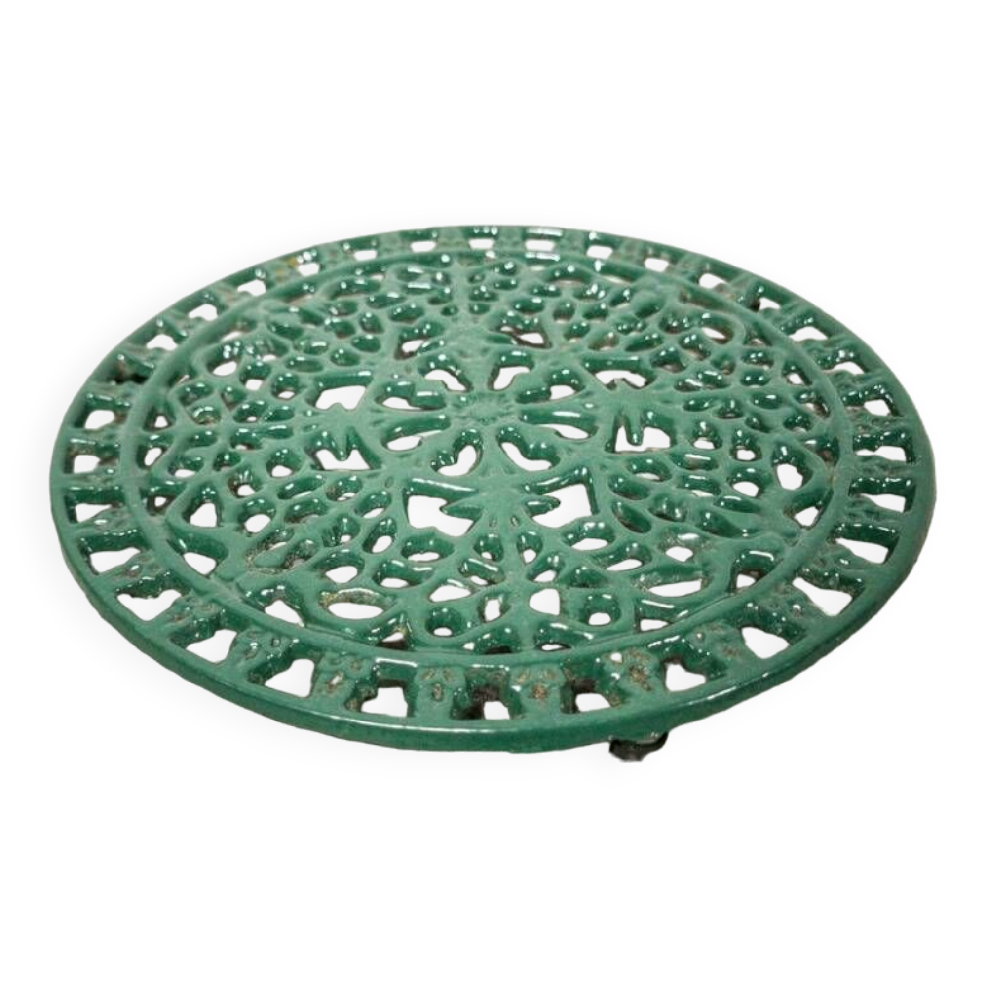 Enamelled cast iron trivet