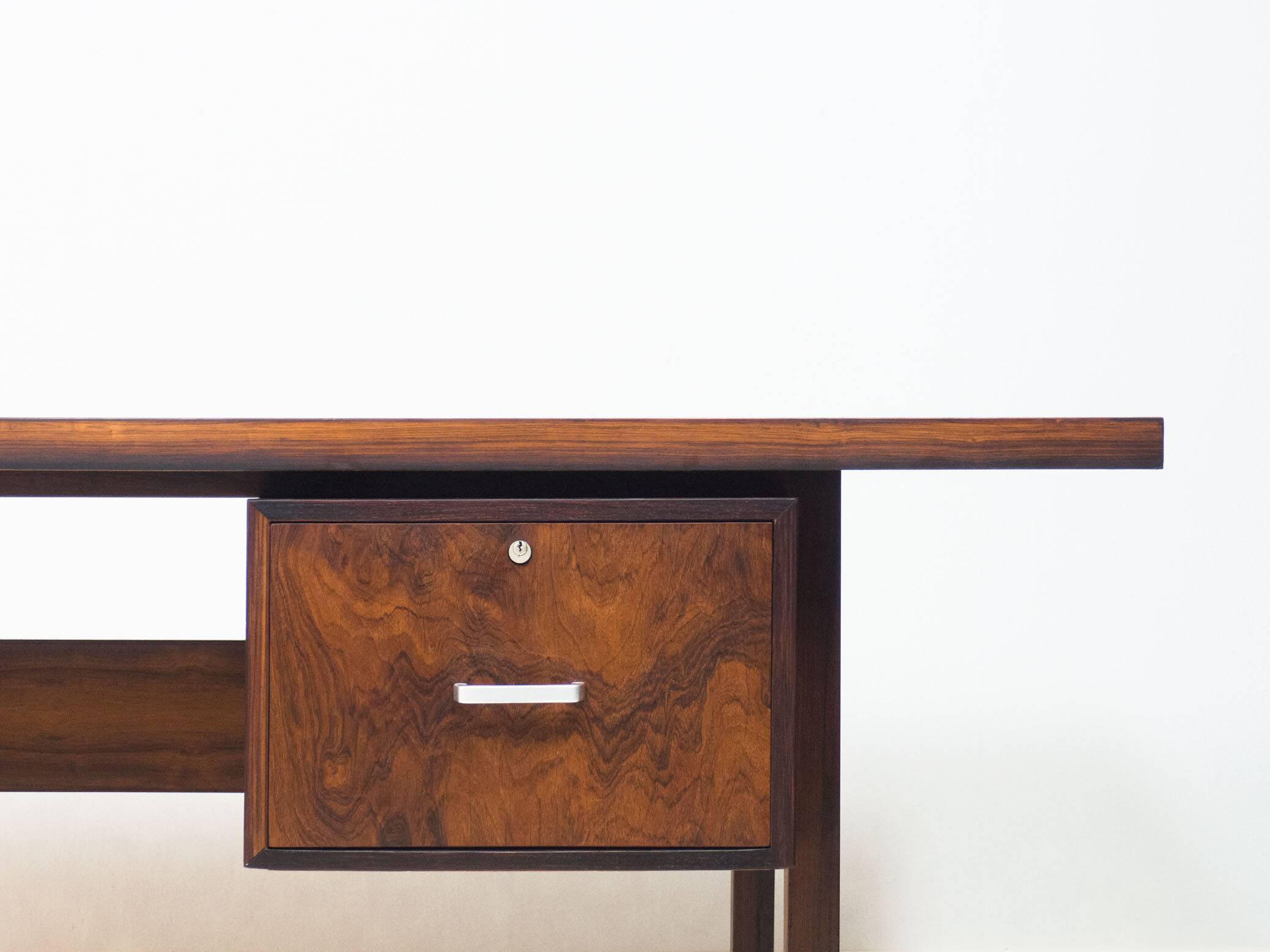Bureau vintage XXL en palissandre