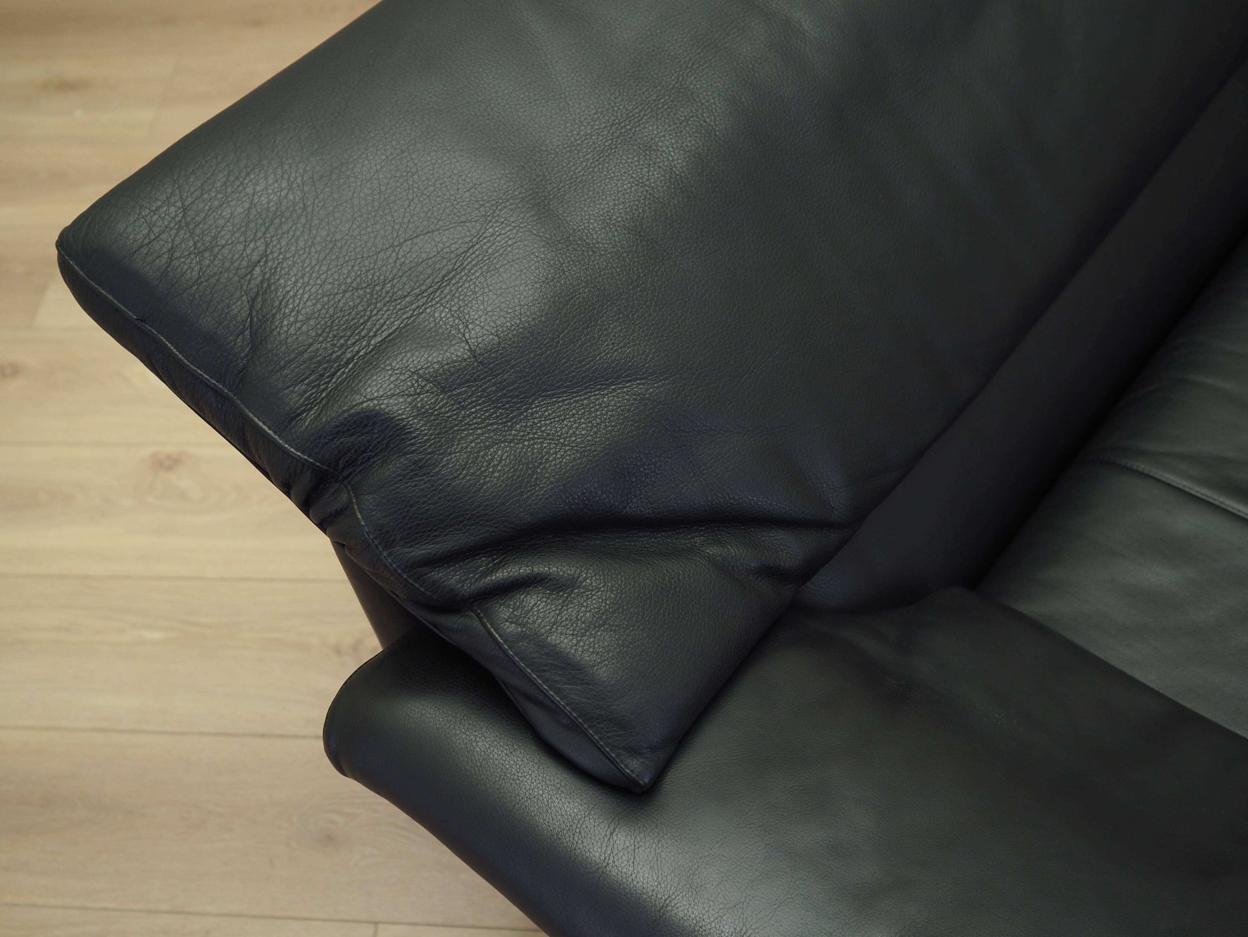 Canapé en cuir Alanda, design italien, années 1980, fabricant : B&B Italia, desig