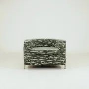 Brutalise lobby longue chair verdigris green 