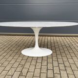 Original Knoll Tulip oval dining table (198cm) Carrara marble