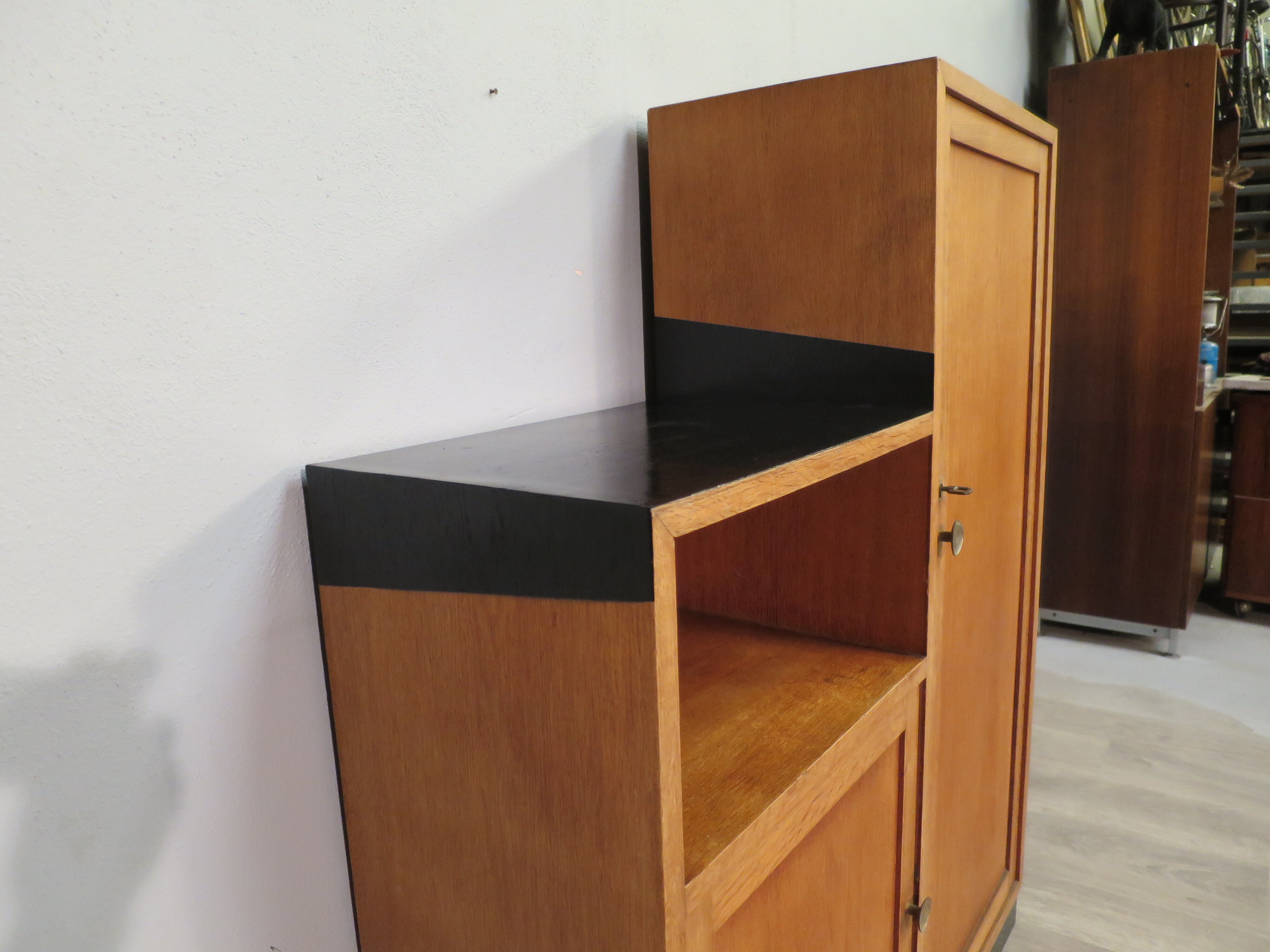 Oak furniture year 60