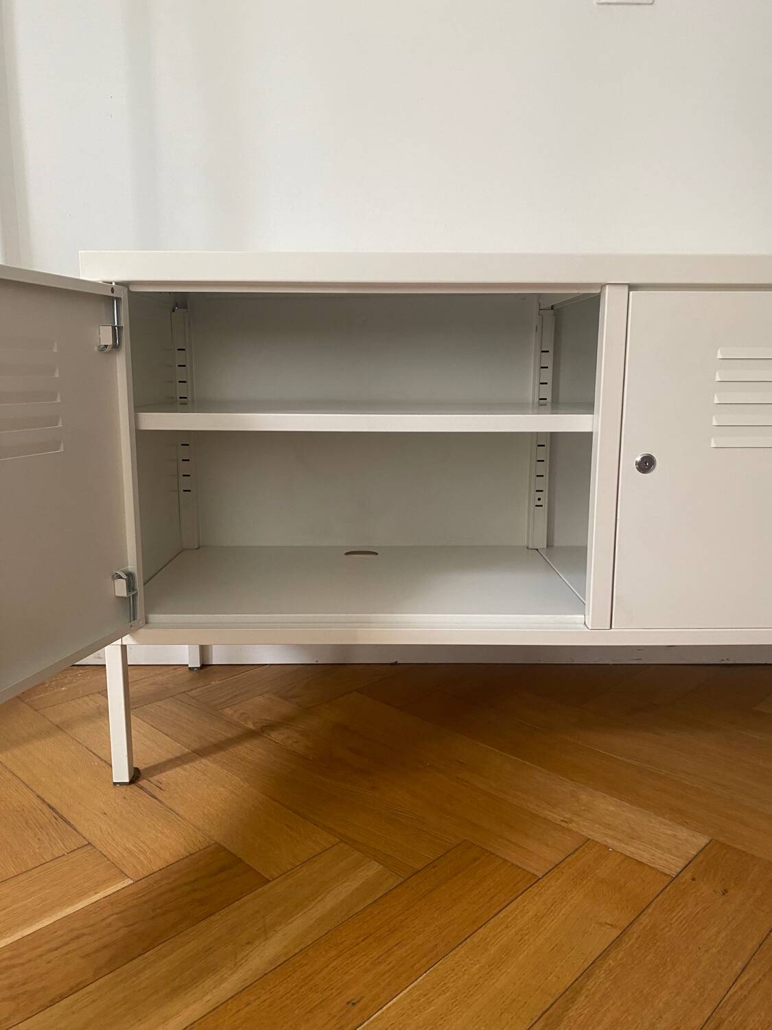 IKEA PS Armoire métallique