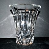 Cut crystal vase signed "Cristal St Louis France" H20
