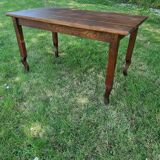 Restaurant table