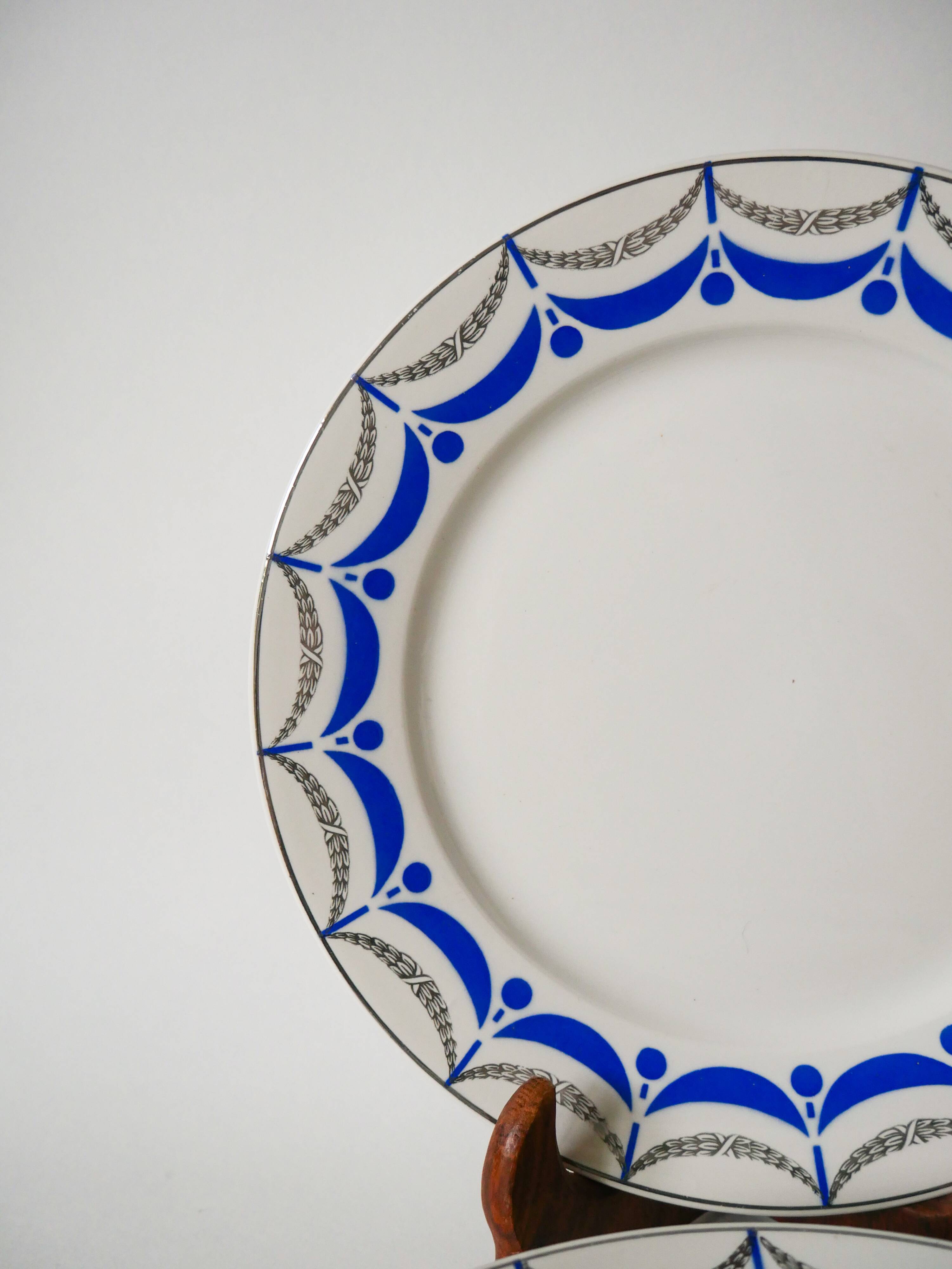 Set of 6 digoin sarreguemines flat plates blue and silver model "moulins" 1950