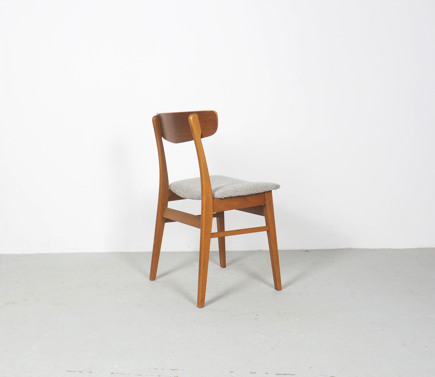 Set of 2 Danish design chairs by Findahls mobler
