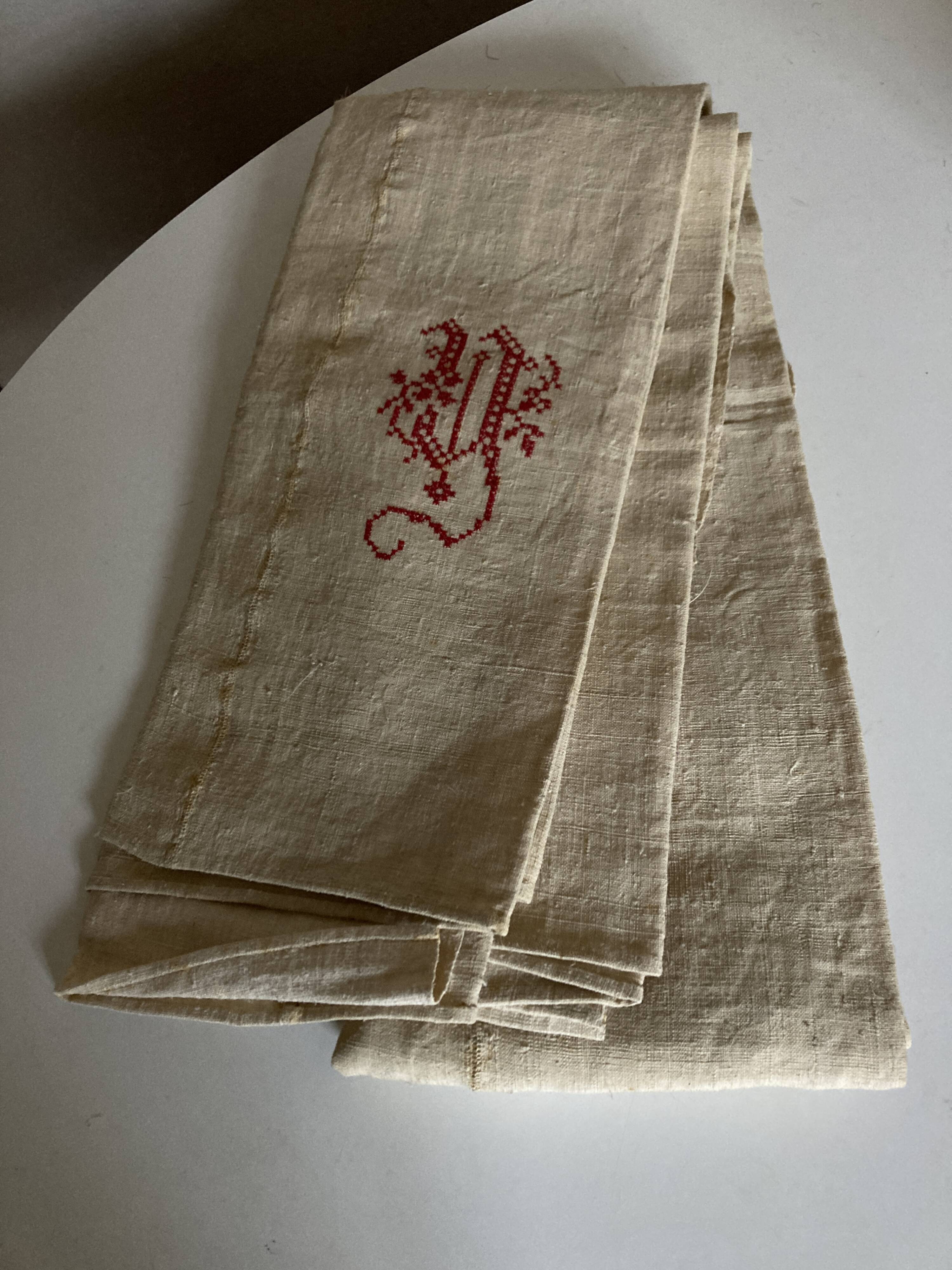 Nappe en toile de chanvre brut 19e brodée XXL