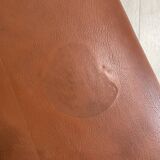 Bistro bench in imitation leather.