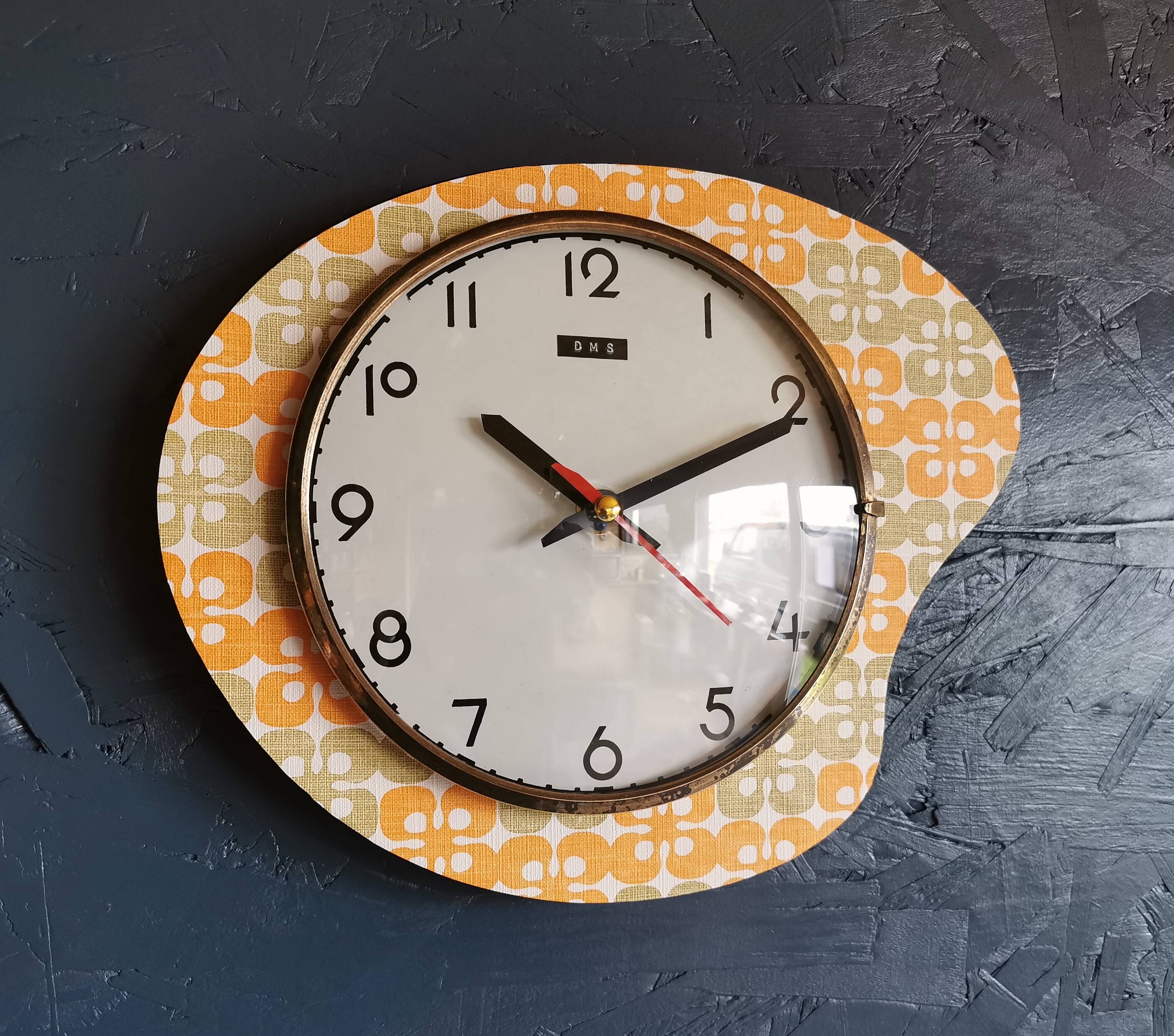 Vintage formica clock silent asymmetrical wall pendulum "DMS green orange"