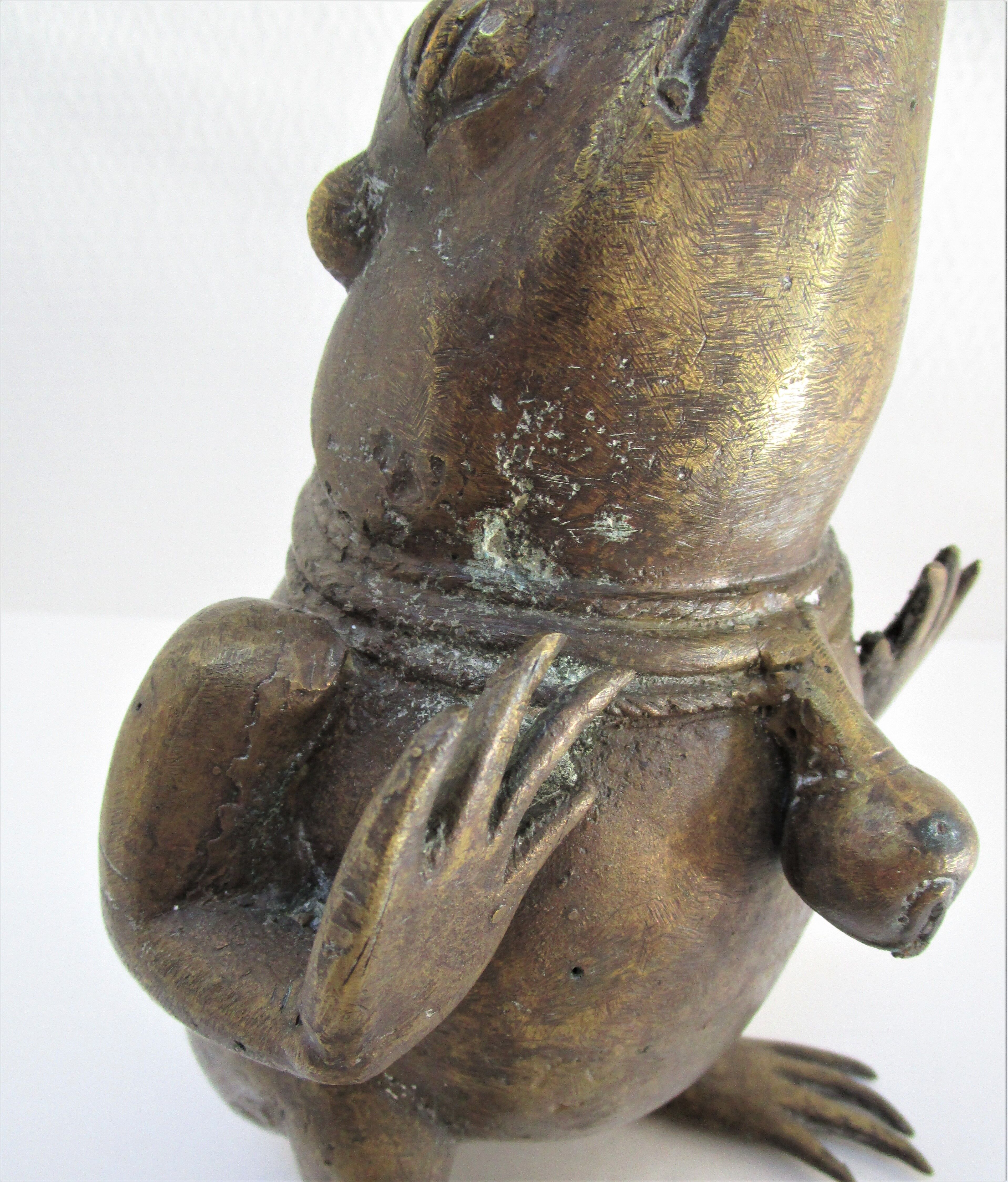 Vintage patinated brass sculptural frog 50-60s