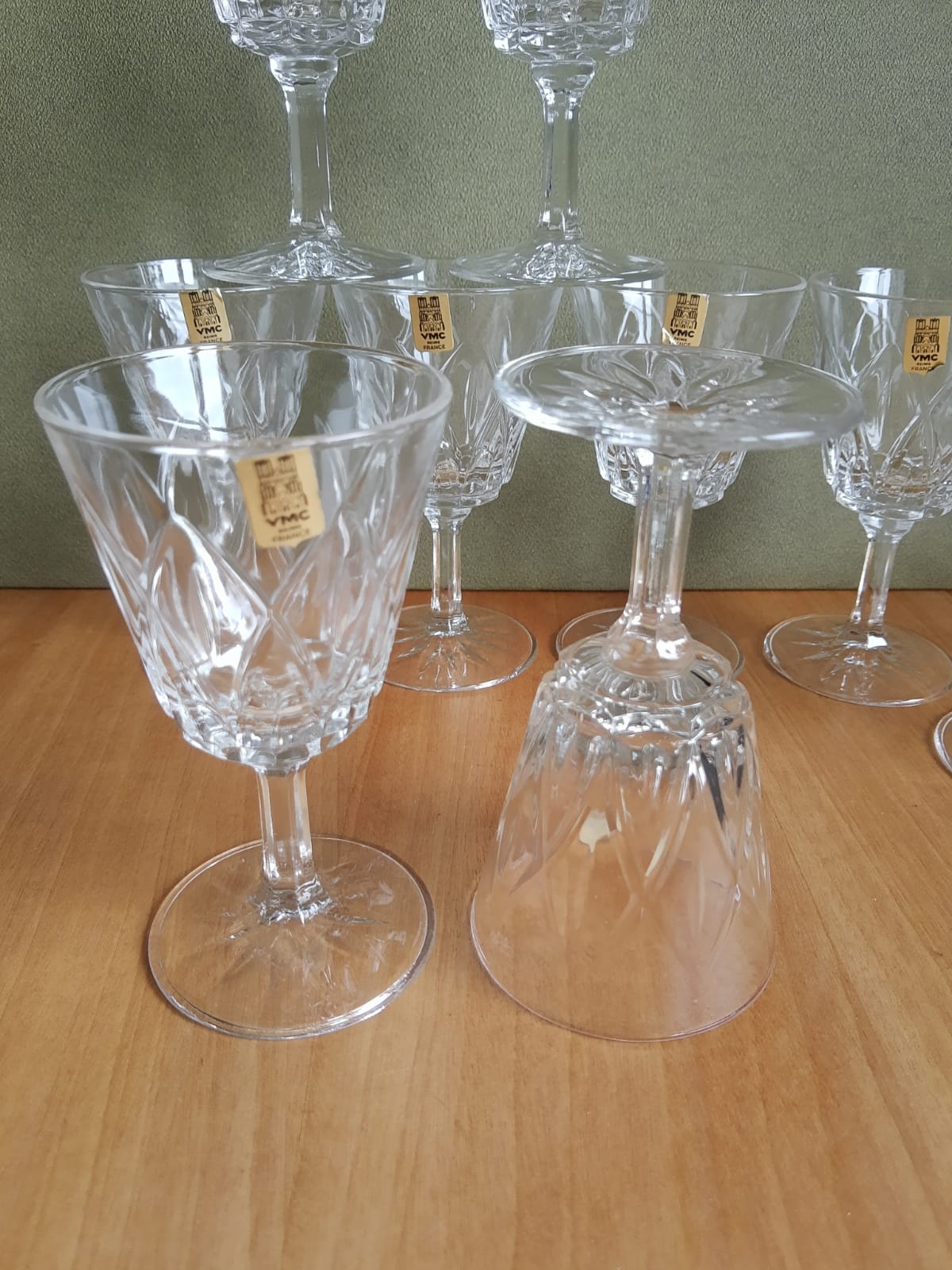 Set of 9 small glasses on foot Vmc Reims France vintage