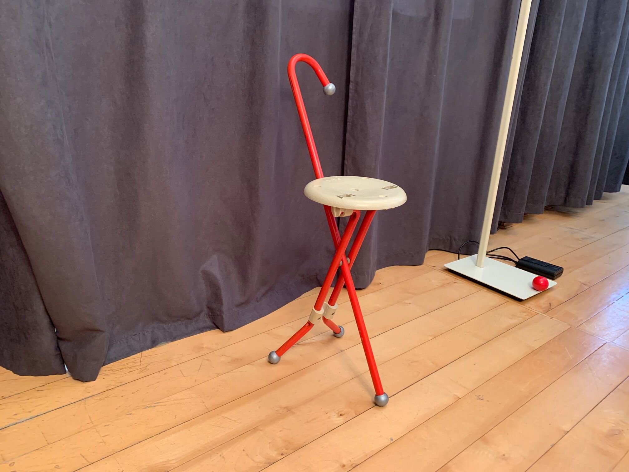 Memphis folding chair by Ivan Loss, Ulisse, Italy, 1980s