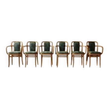 Ensemble de 6 fauteuils A 811 par Josef Hoffmann pour TON, hêtre cintré, Tchécoslovaquie, 55 × 50 × 80 cm