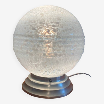 Lampe boule à poser en verre de Clichy  et socle en aluminium Art Déco