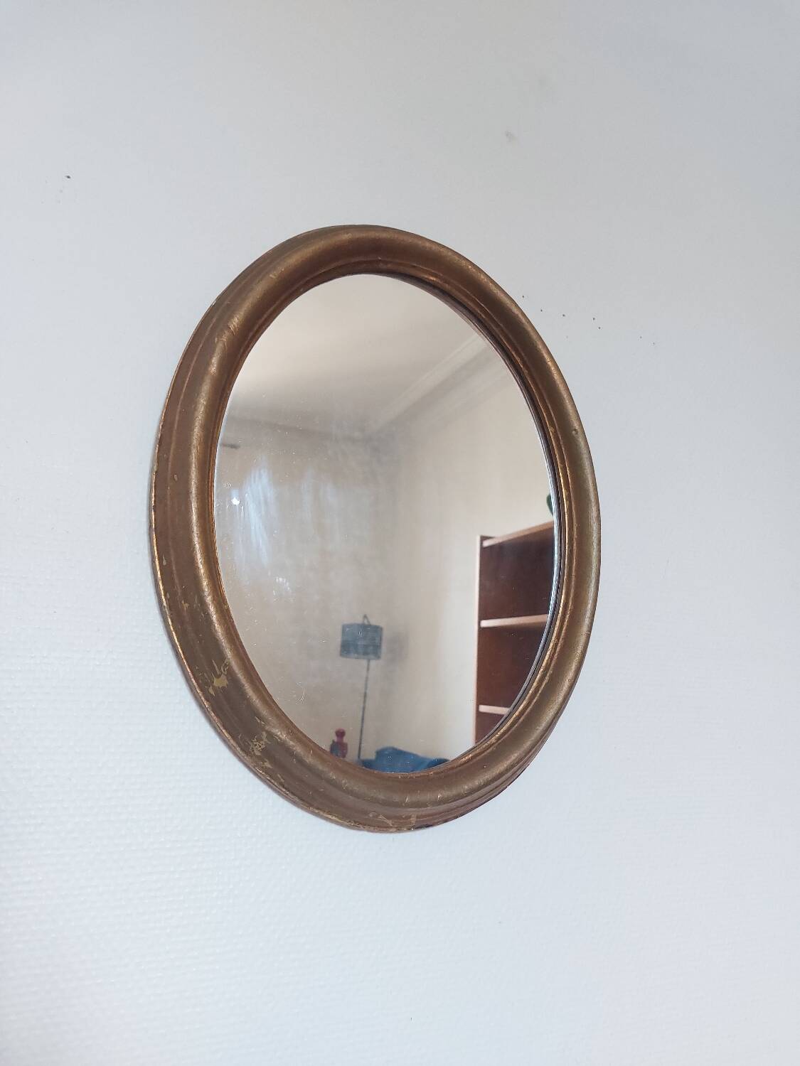 Vintage oval gilded wood mirror