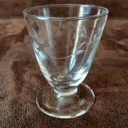 Lot de 8 verres digestif  original