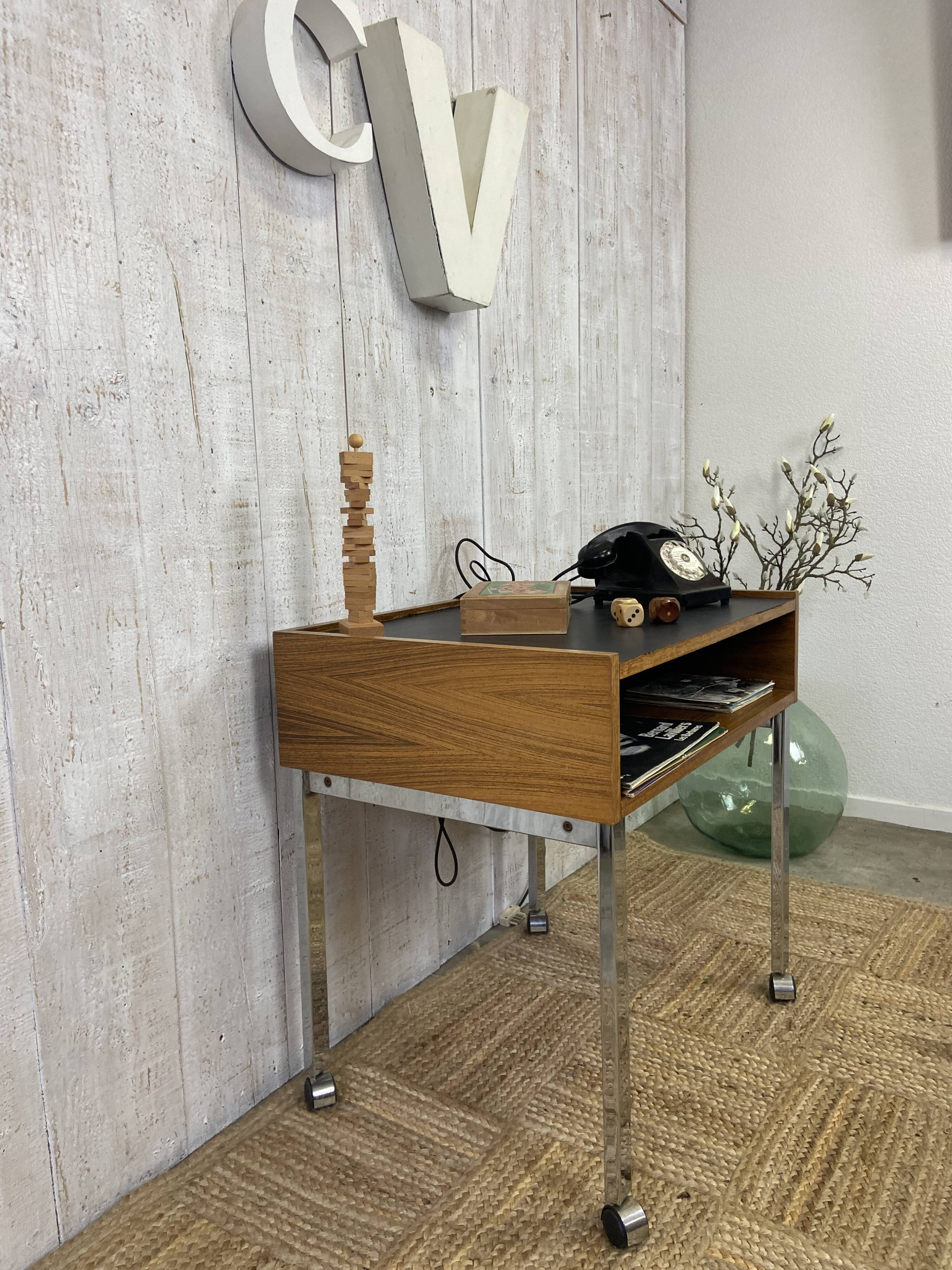 Modernist pedestal table