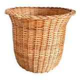 Vintage wicker basket