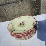 11 assiettes plates en faïence de Gien modèle Lorraine
