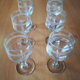 6 verres à pieds en cristal