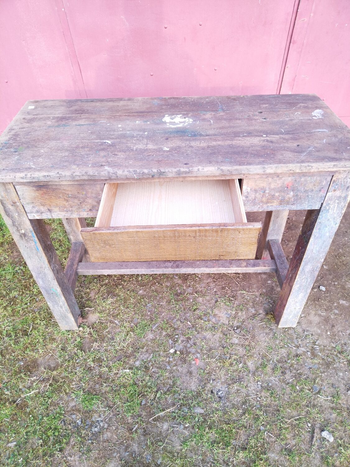 Painter workshop furniture