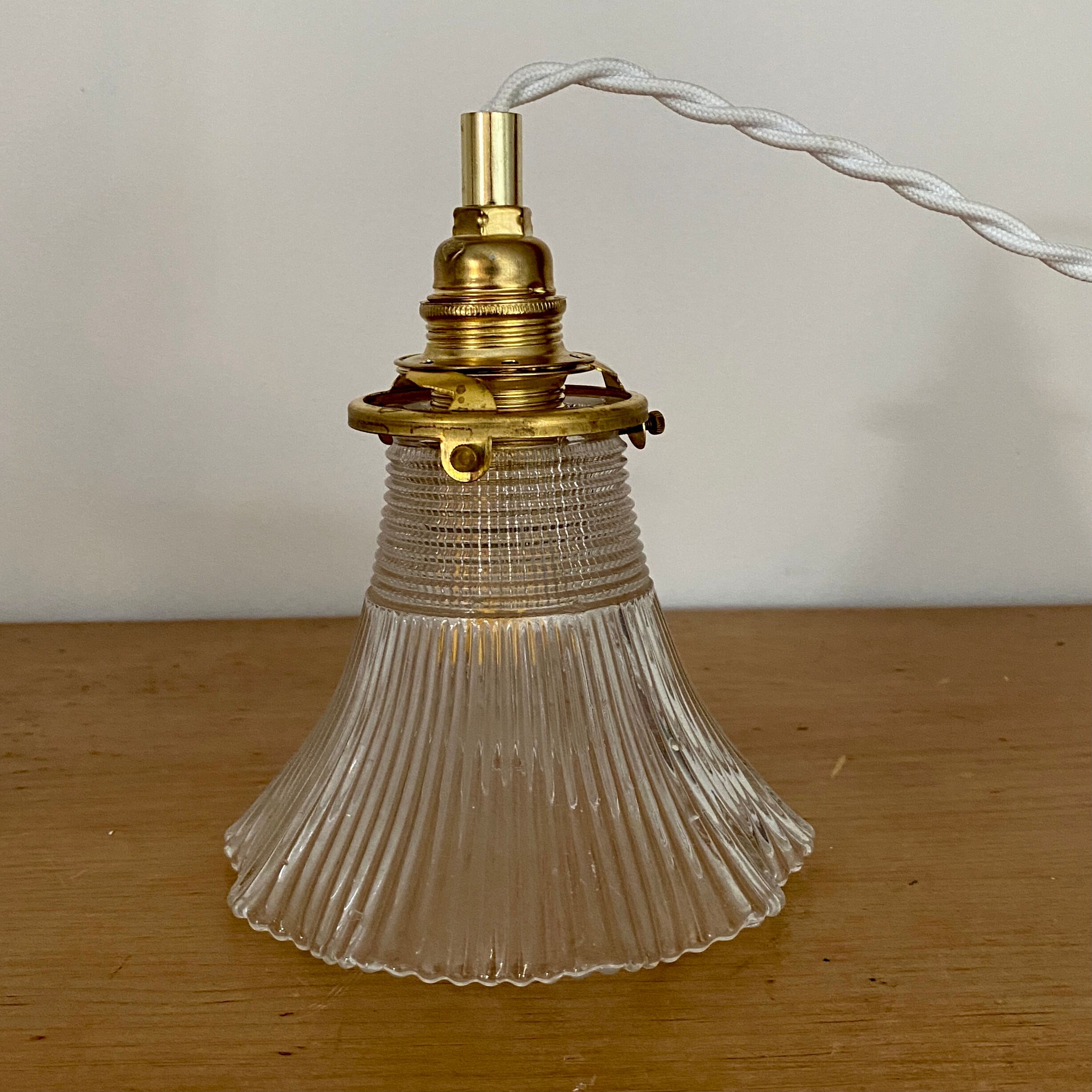 Vintage tulip walker in holophanous glass
