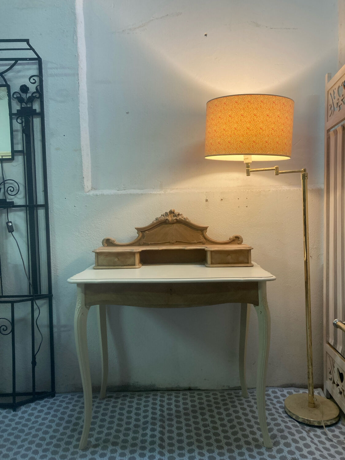 Louis XV style desk