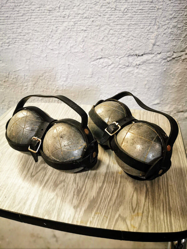 Pair of bowls