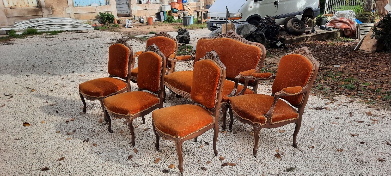 Complete Louis XVI style living room