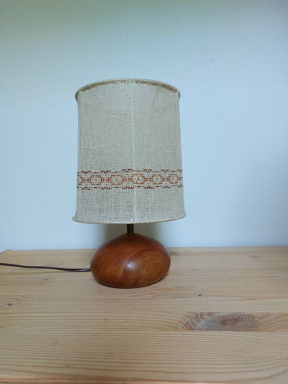 Lampe boule bois 1970 brutaliste moderniste