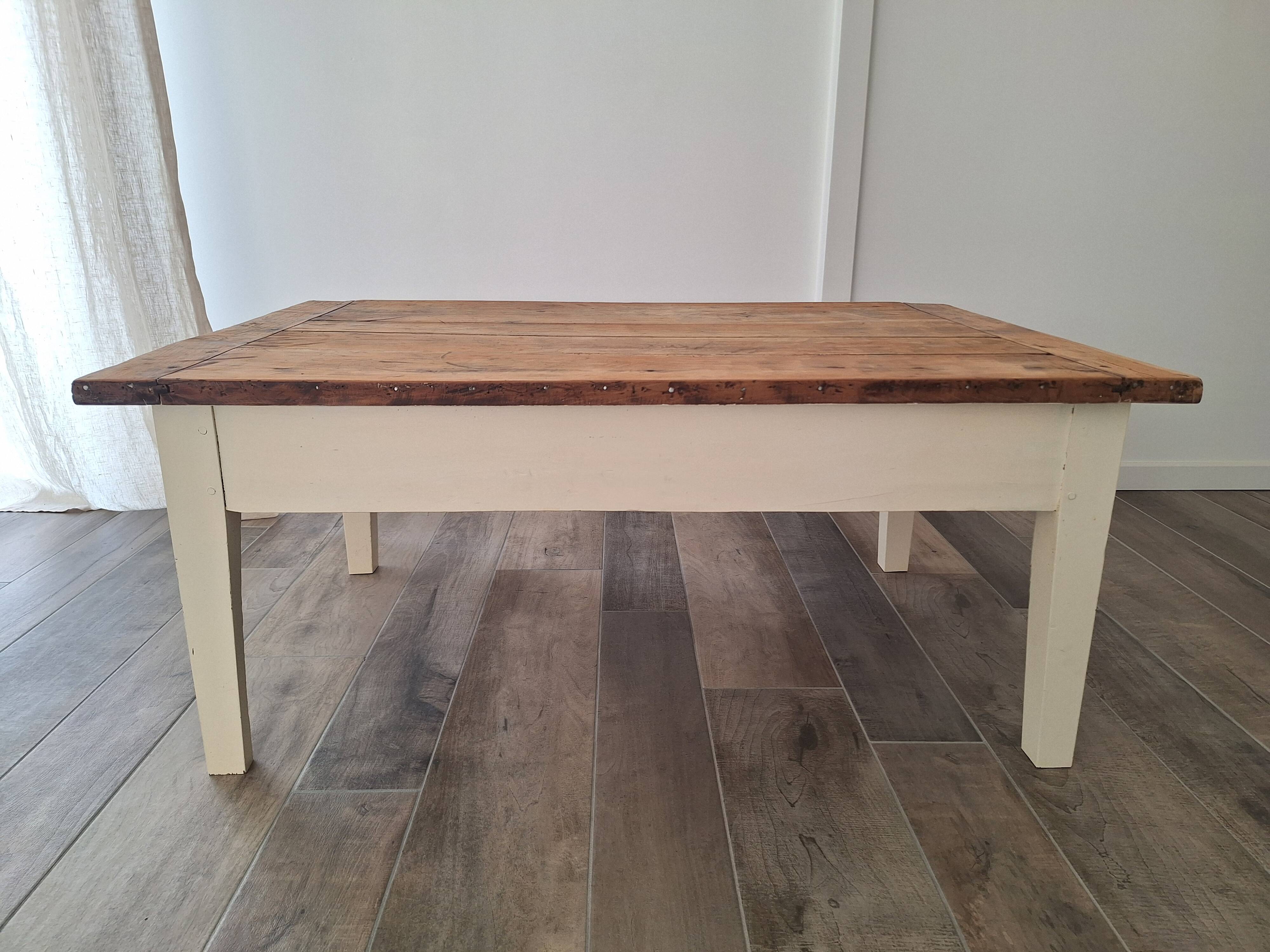 Country farmhouse coffee table